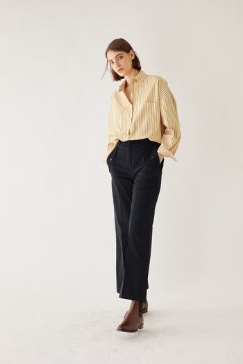Cotton trousers with flap pockets