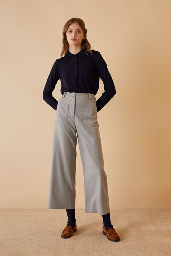 Flannel trousers with pockets