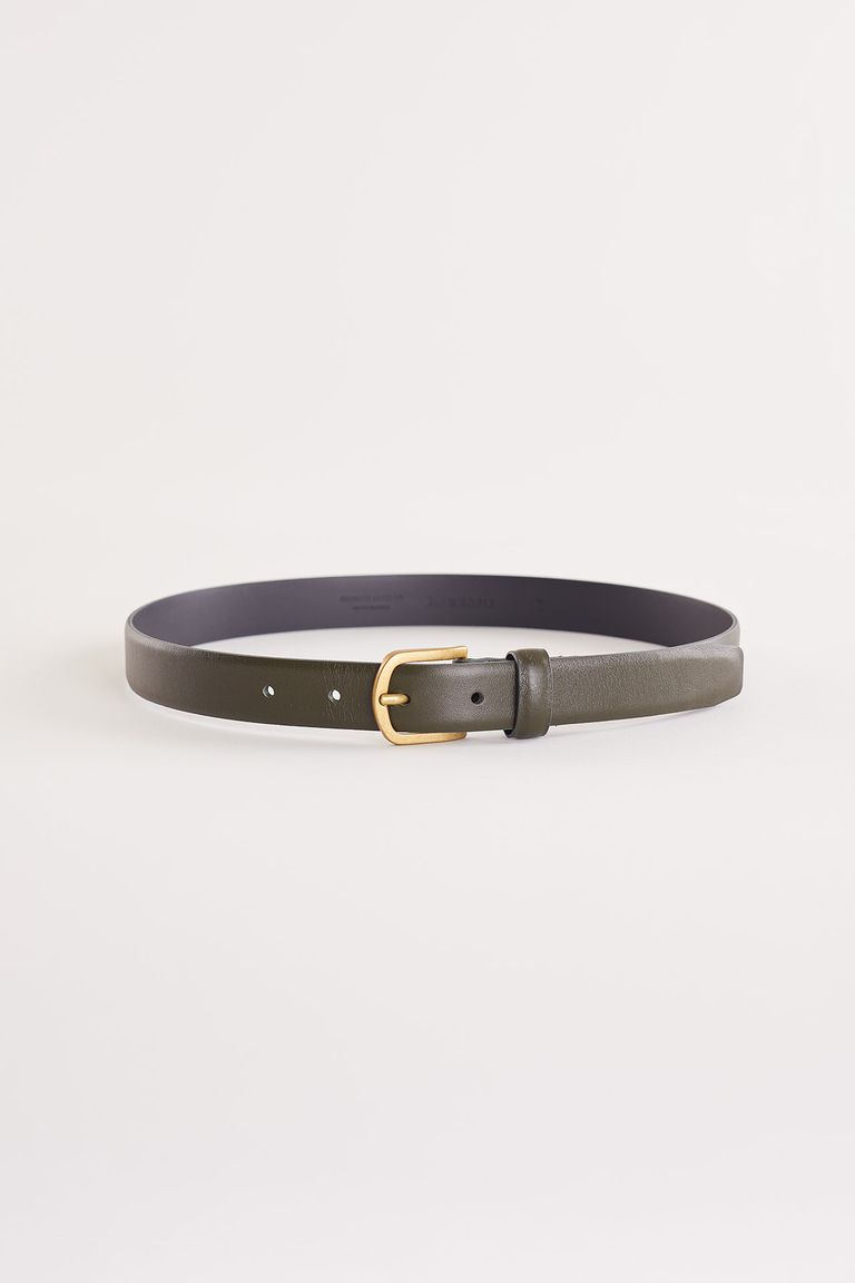 Thin black belt on sale with gold buckle