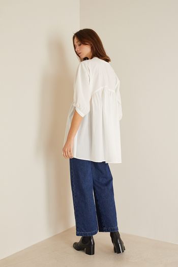 Gathered top with wide sleeves