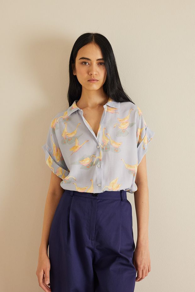 Printed shirt with kimono sleeves