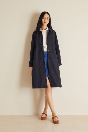 Lightweight duster coat with raglan sleeves