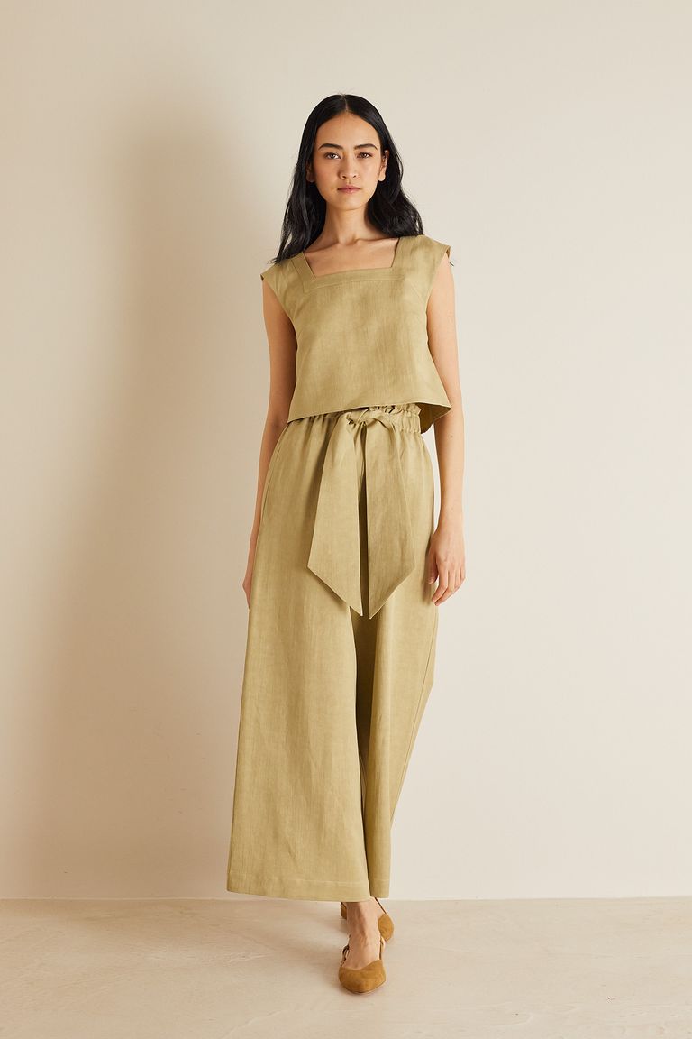 【2plan】Tamis linen belted half pants Linen blend trousers with matching belt - Women's Clothing
