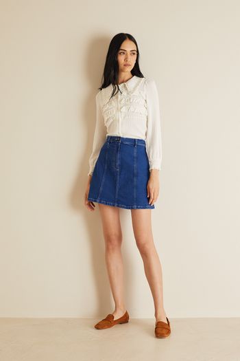 Seersucker shirt with ruffles and daisies