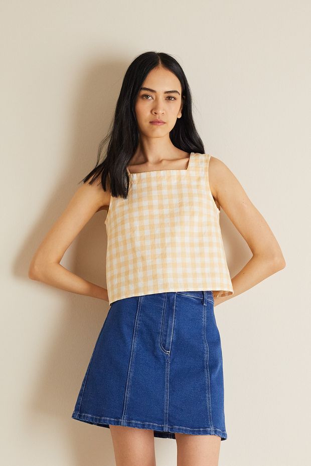 Linen gingham top with square neckline