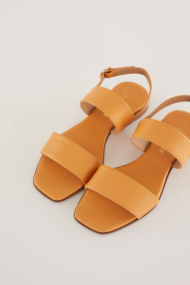 Square toe flat sandals