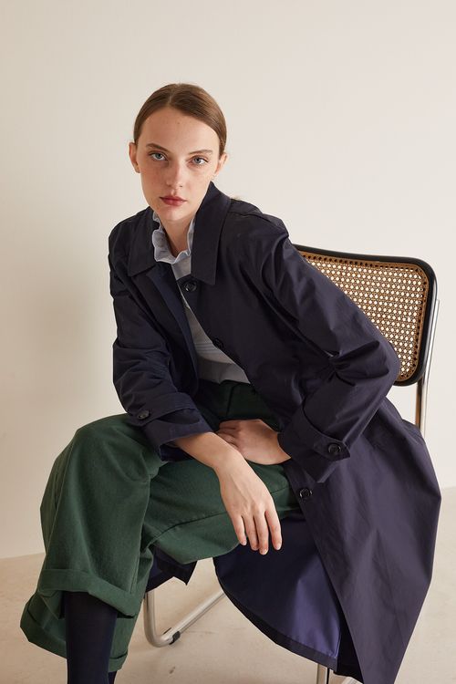 Waterproof trench coat