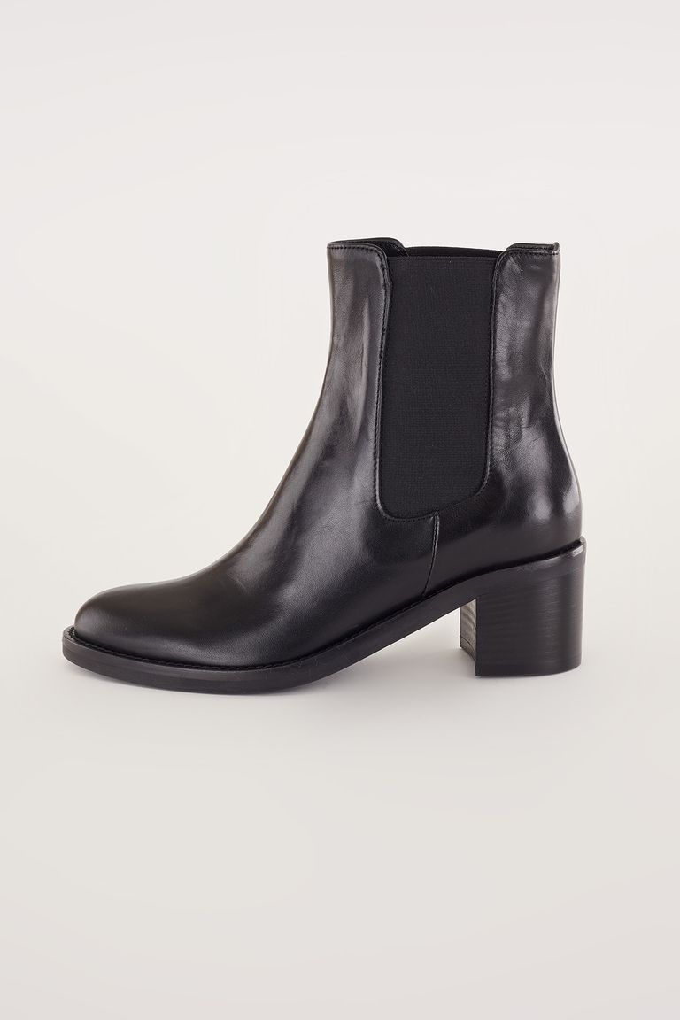 Ankle boots with elastic insert Women s Clothing Online Made in