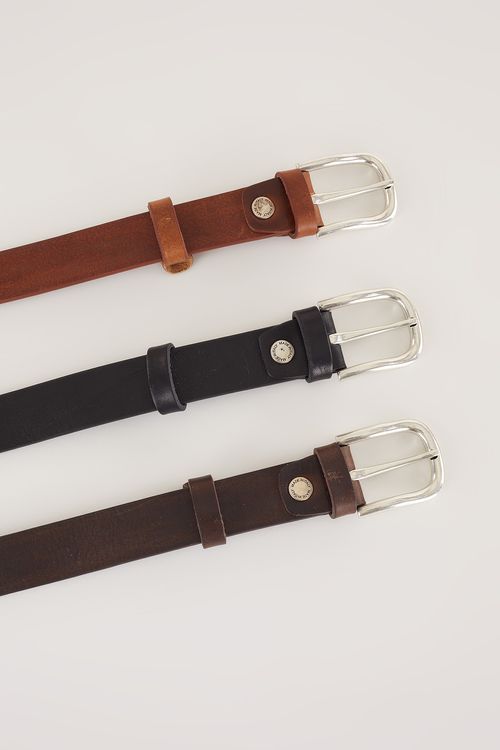 Aged effect leather belt