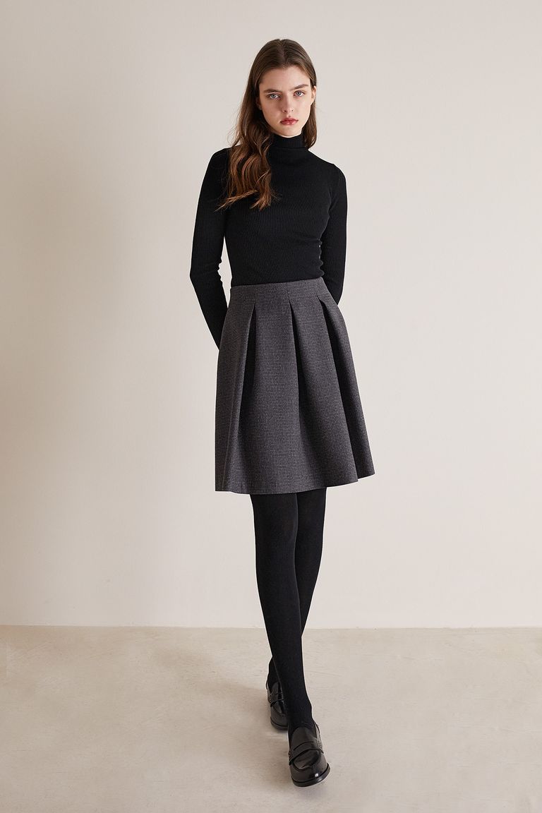 Grey shop wool skirt