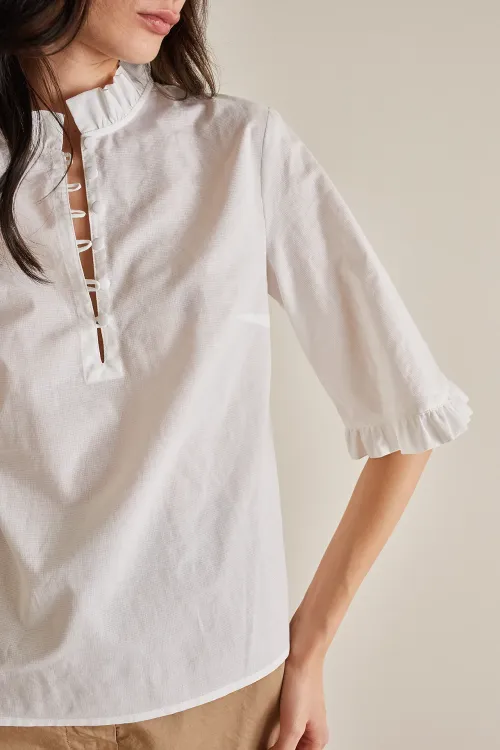Cotton top with covered buttons