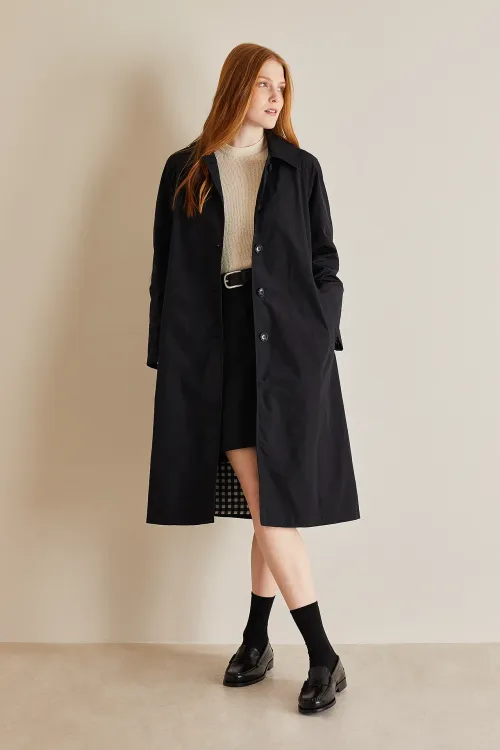 Duster coat with gingham lining