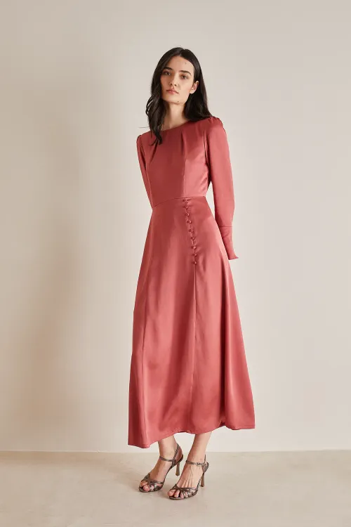 Satin dress with long sleeves