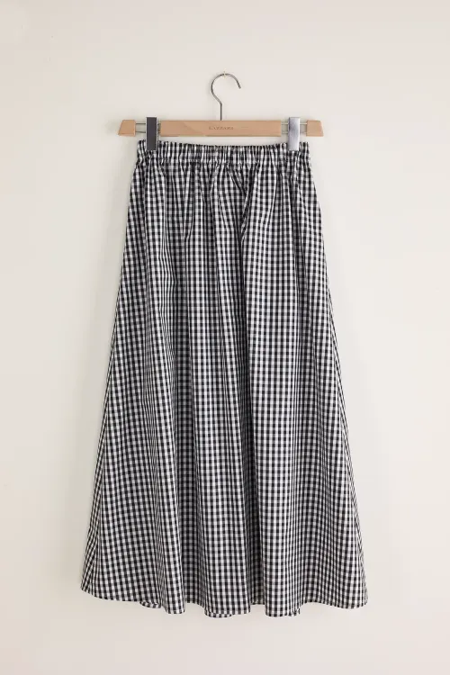 Midi skirt with elastic waistband