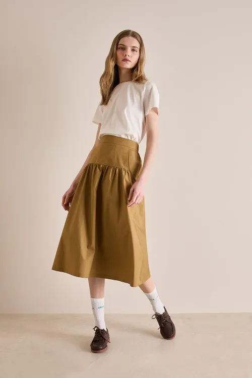 Midi skirt with half elastic waistband