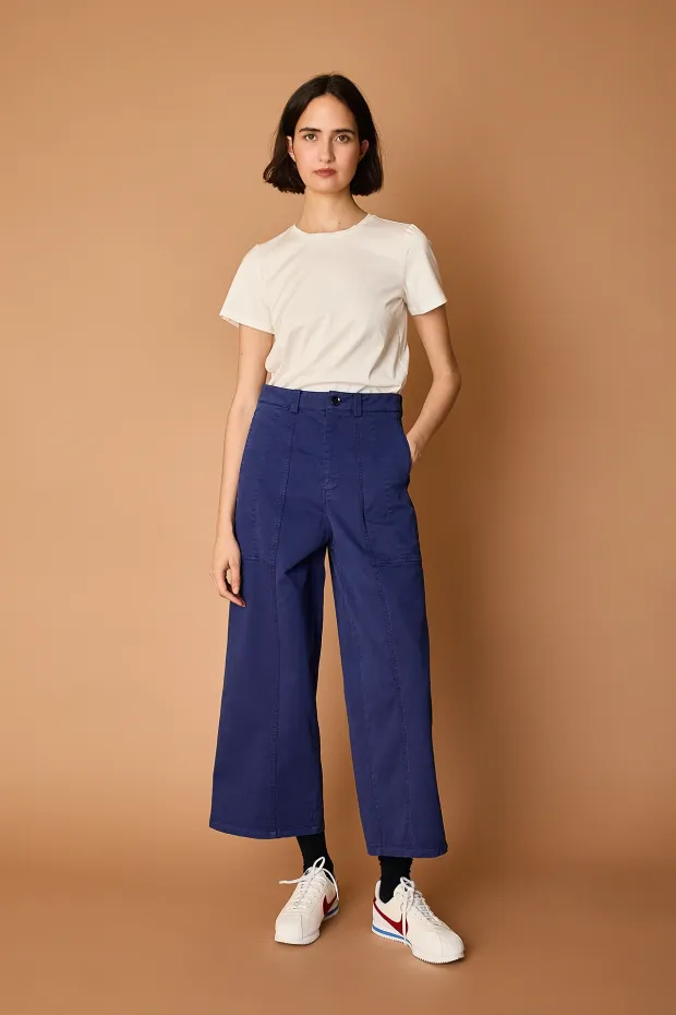 Fatigue pants in structured cotton
