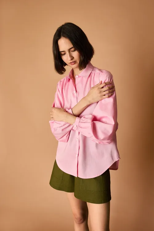 Cotton shirt with wide sleeves