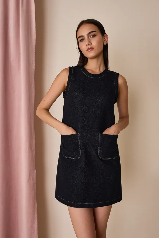 Jersey dress with patch pockets