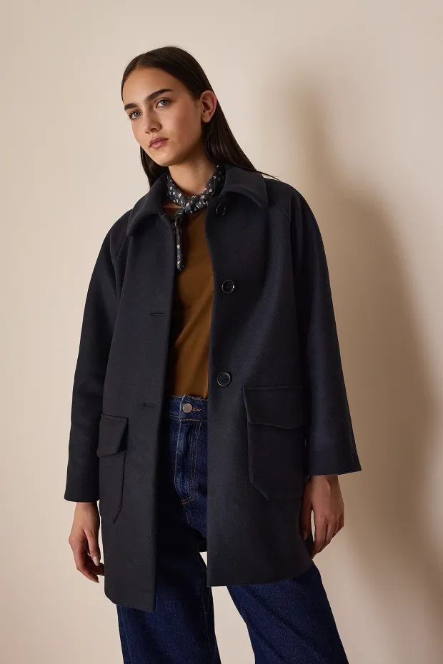 Boxy wool coat with raglan sleeves