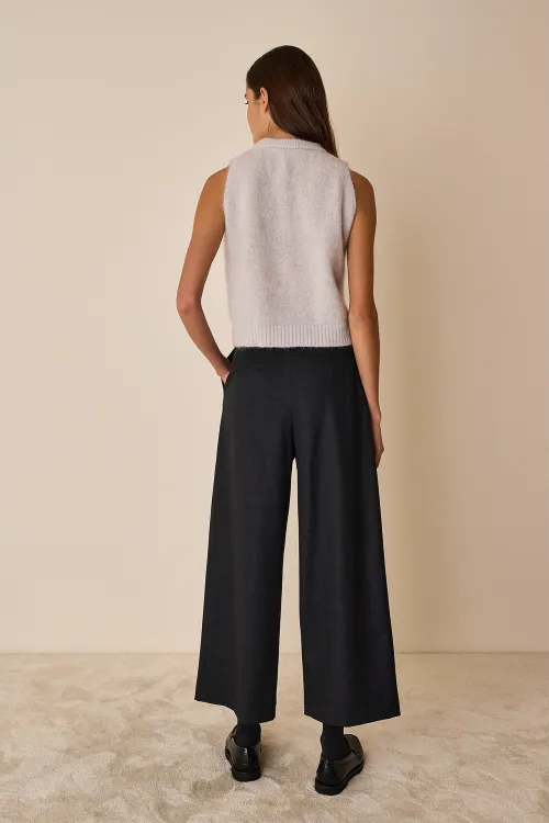 Virgin wool tailored trousers