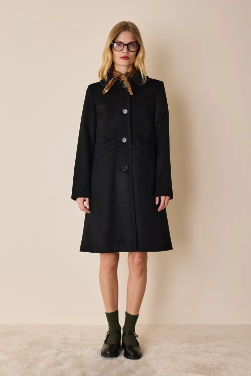 Single-breasted cashmere coat