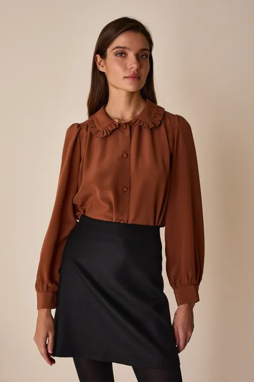 Silk shirt with ruffled collar