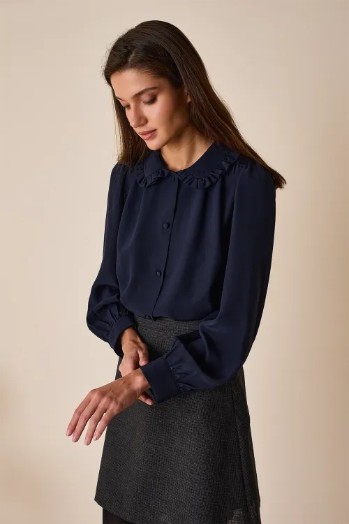 Silk shirt with ruffled collar