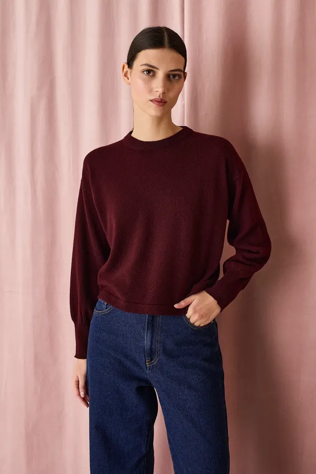 Carded wool crew-neck