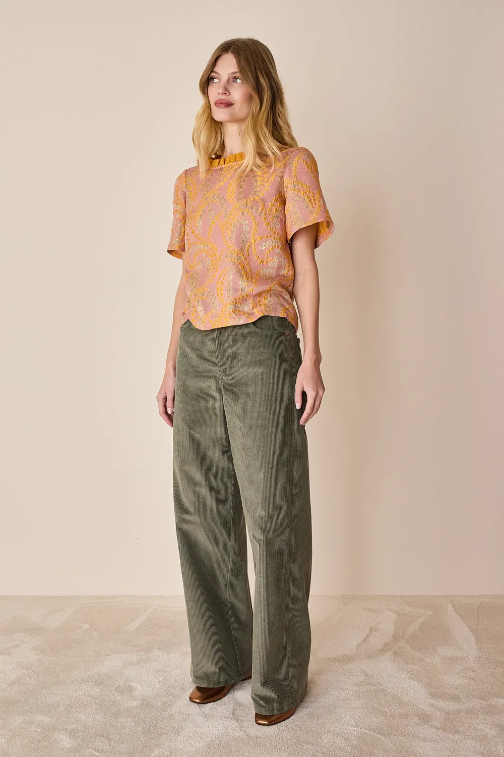 Corduroy wide-pants