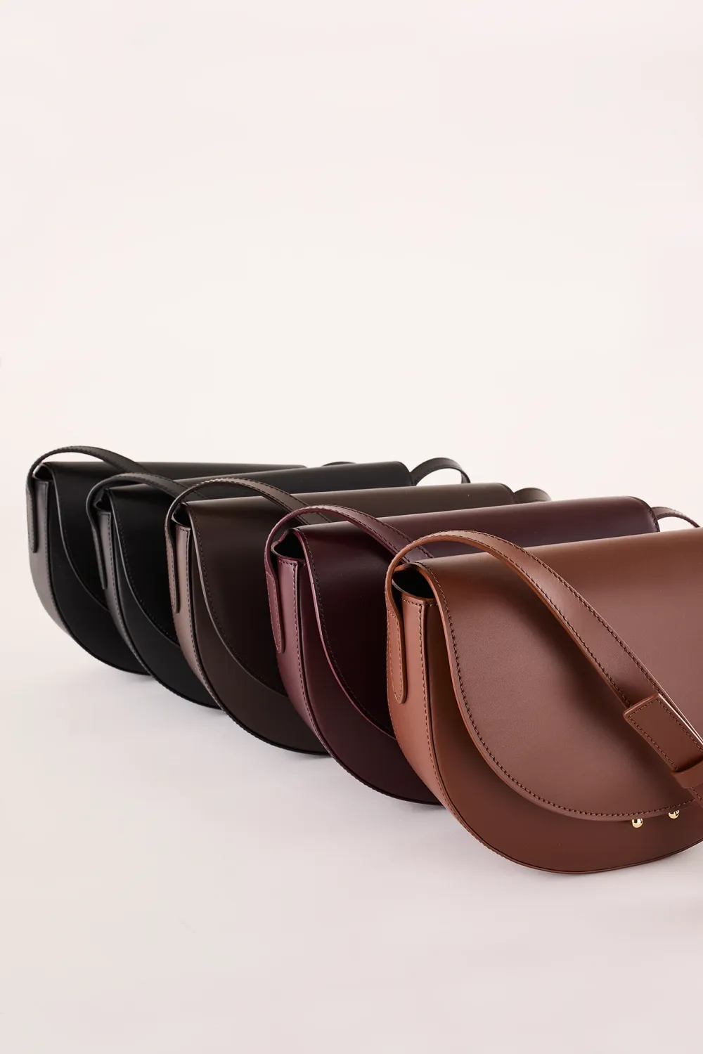 Half moon shoulder bag