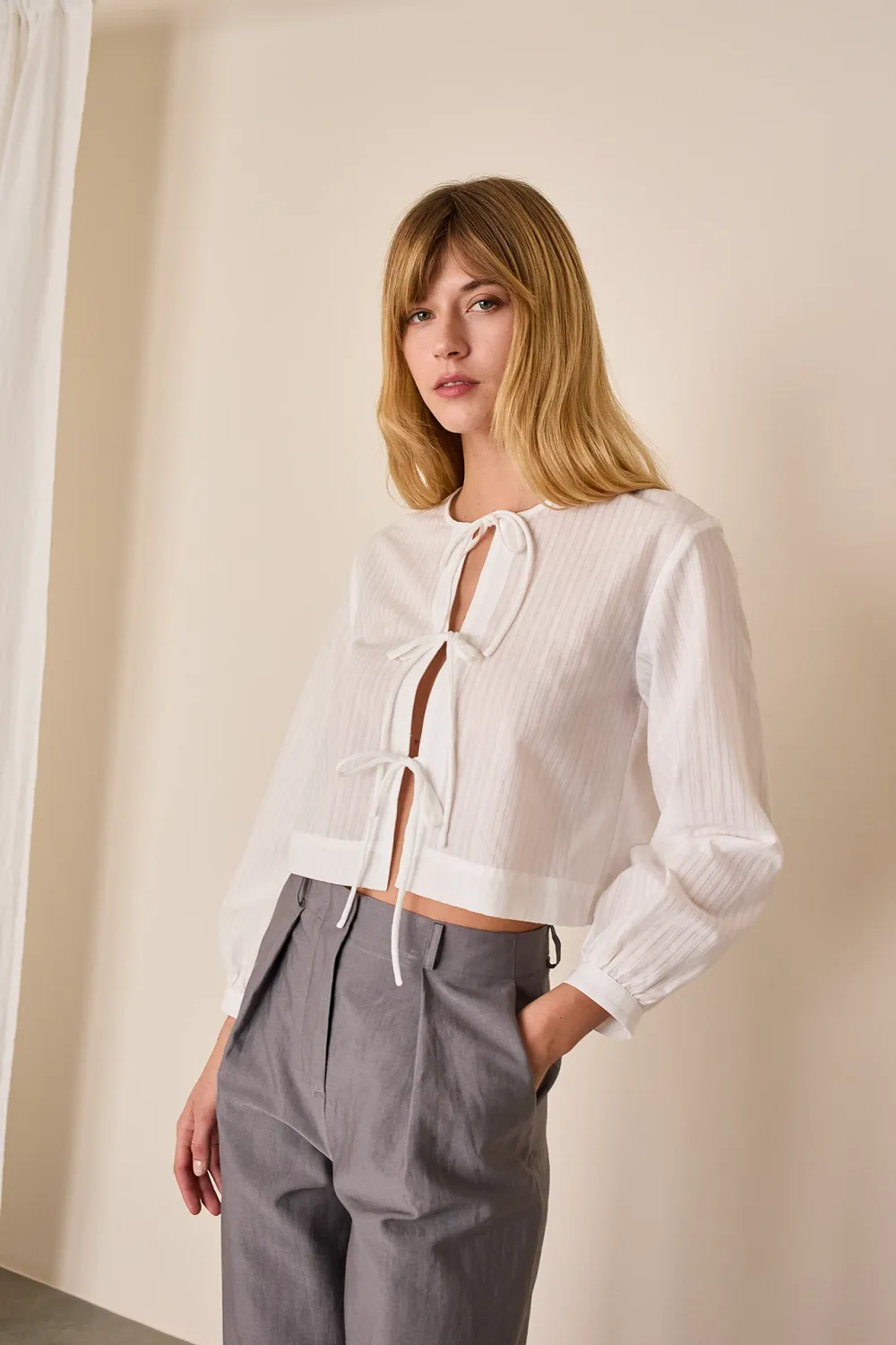 Bow-detail cotton shirt