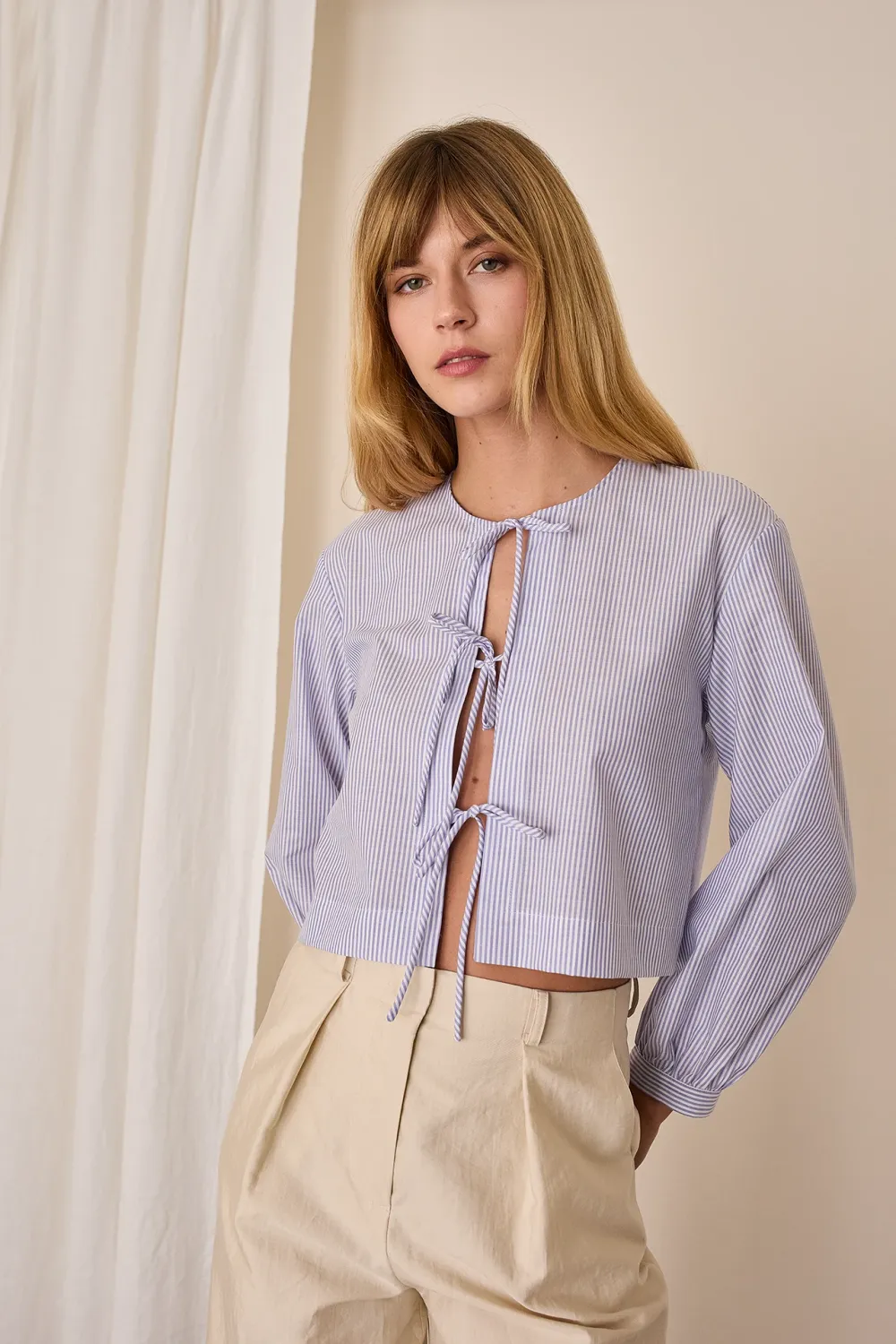 Bow-detail cotton shirt