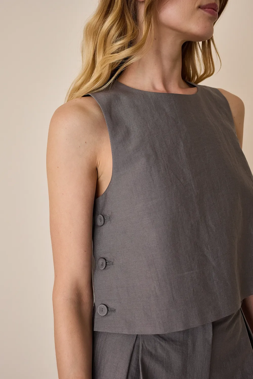 Top with side buttons