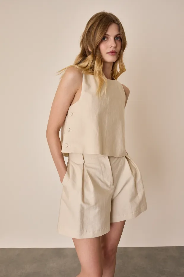 Top with side buttons