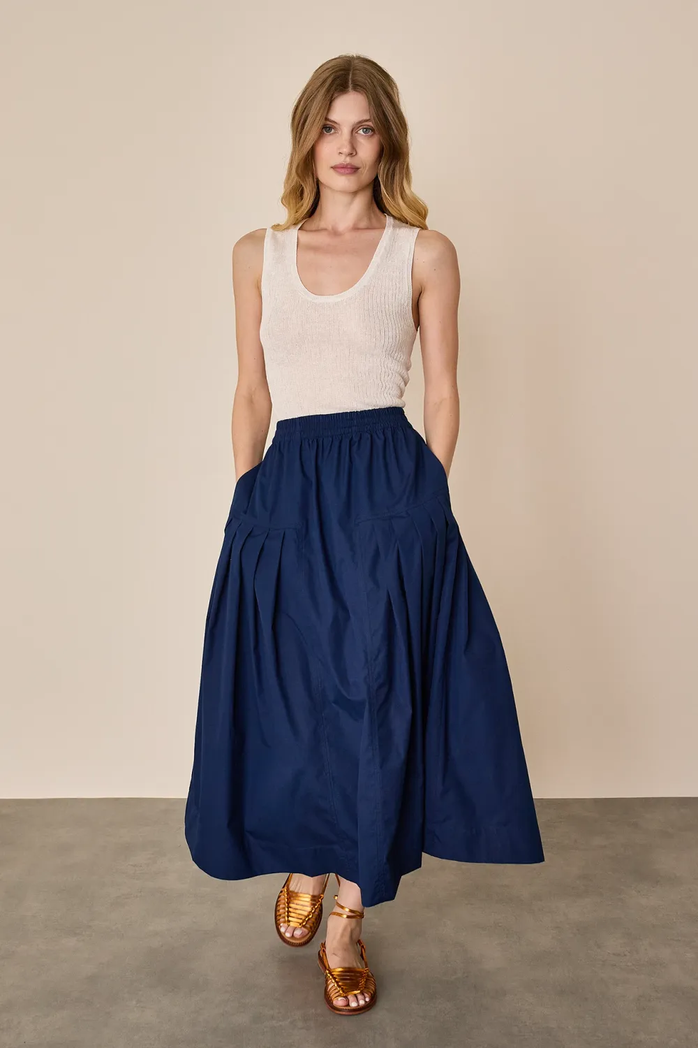 Midi skirt with pleated details