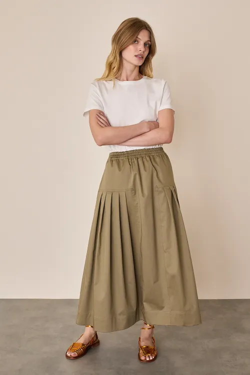 Midi skirt with pleated details