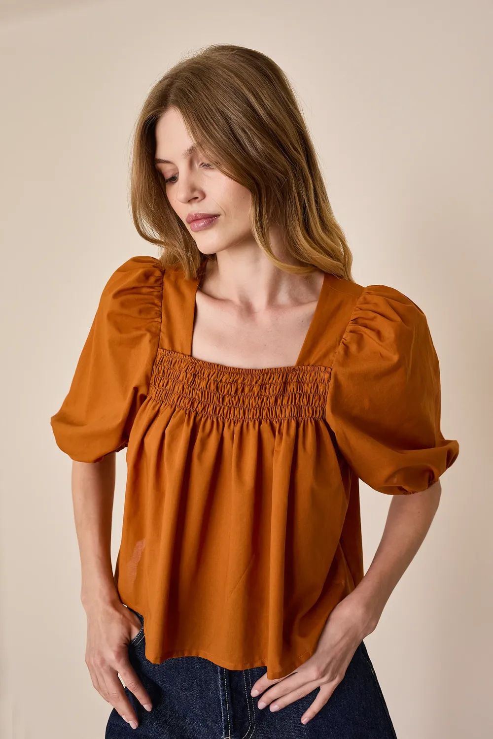Top with puff sleeves
