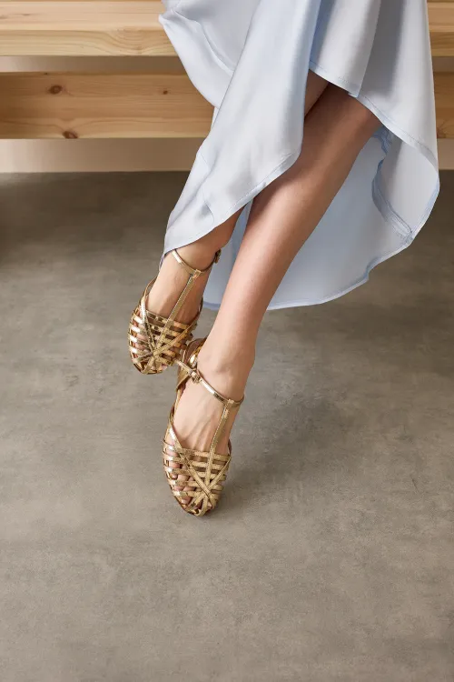 T-bar flat sandals