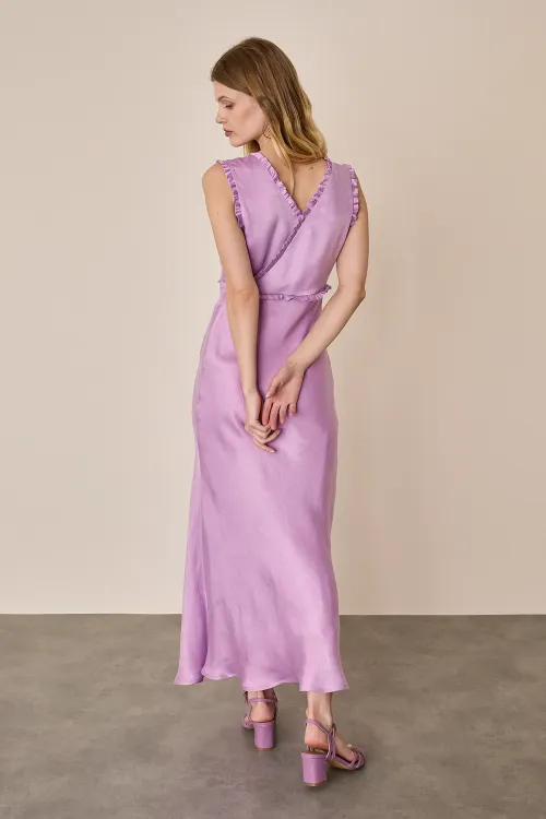 Long dress with crossed bodice