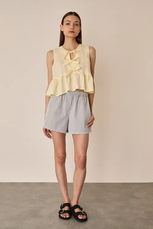 Bow-detail top