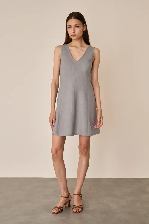 Linen V-neck dress
