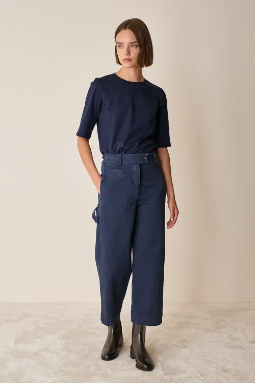 Pantaloni cropped con vita elastica