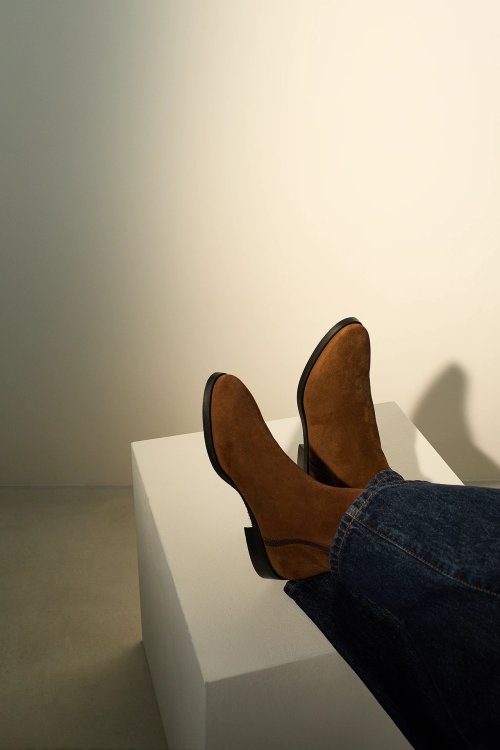Suede ankle boots with double zip
