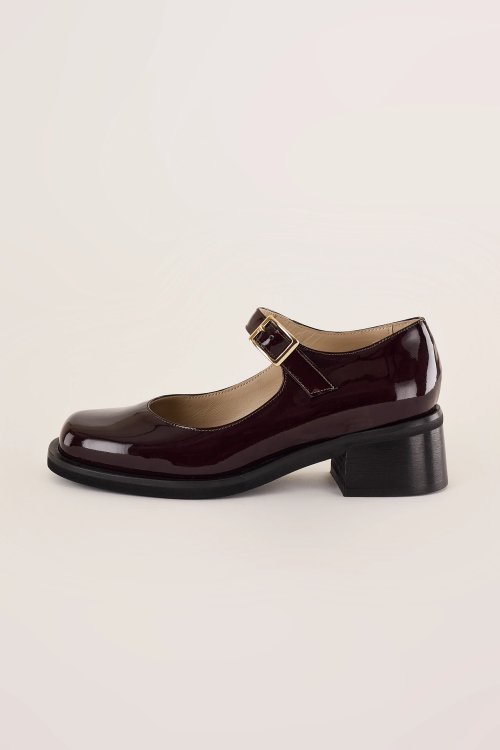 Patent leather 90s Mary Jane