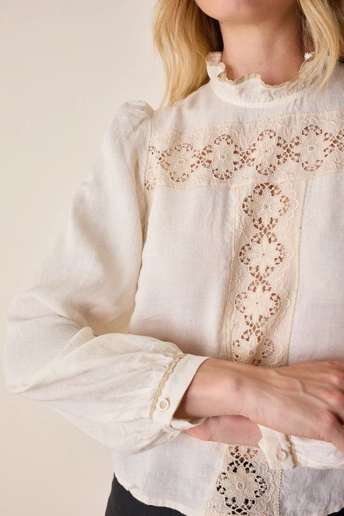 Linen-blend top with embroidered details